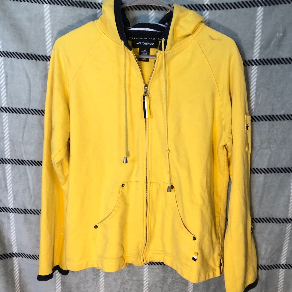 Yellow cotton jacket
